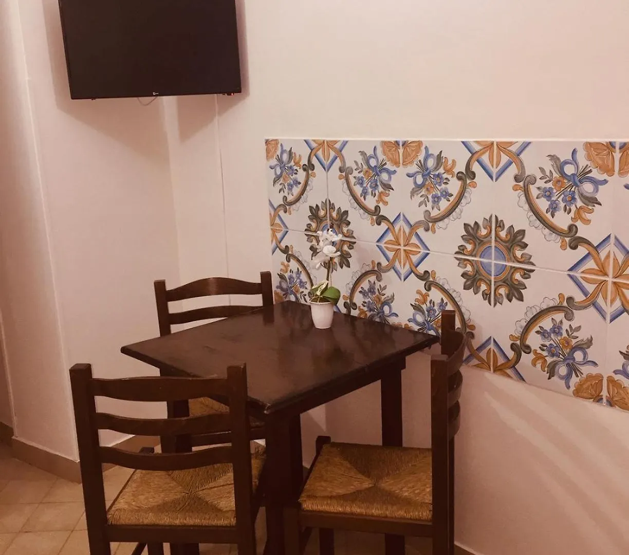 Norman City House Palermo 0*,  Italy